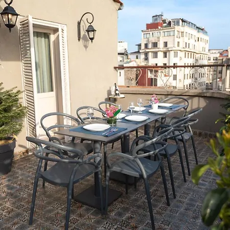 Hotel Design Taksim 4*